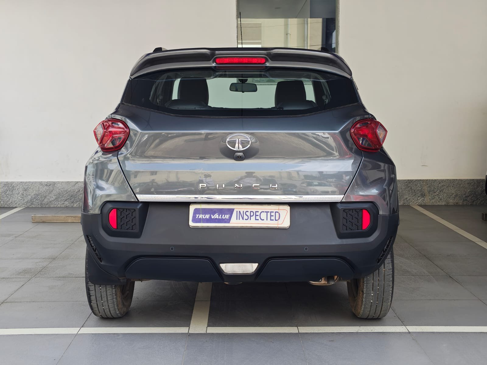 TATA PUNCH ADV 1.2 PET MT